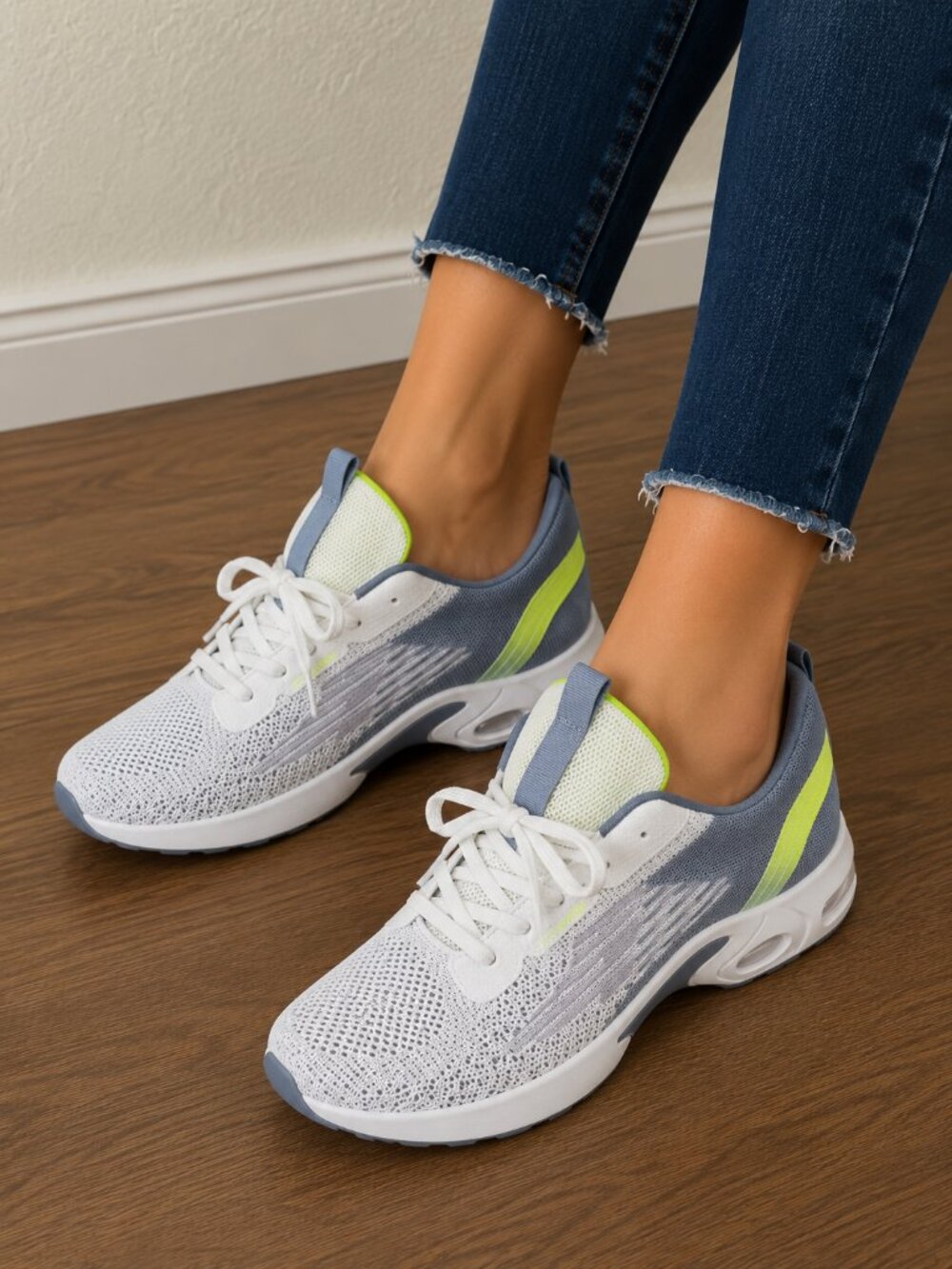 Women’s Athletic Running Sneakers White Gray Neon Size 9.5-10 NWOT